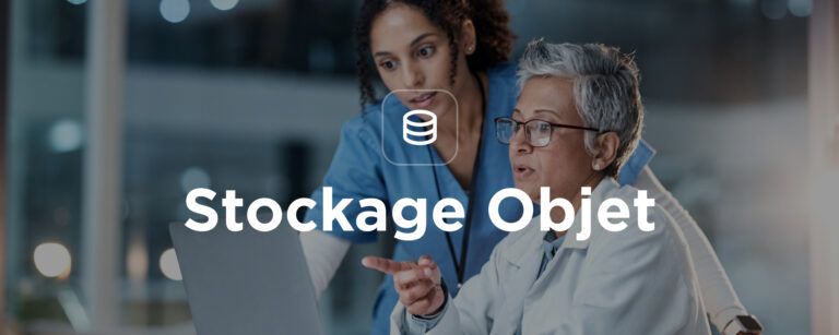 Deux professionnelles de santé derrière un écran portable avec pour titre : Cas d'usage, Stockage Objet